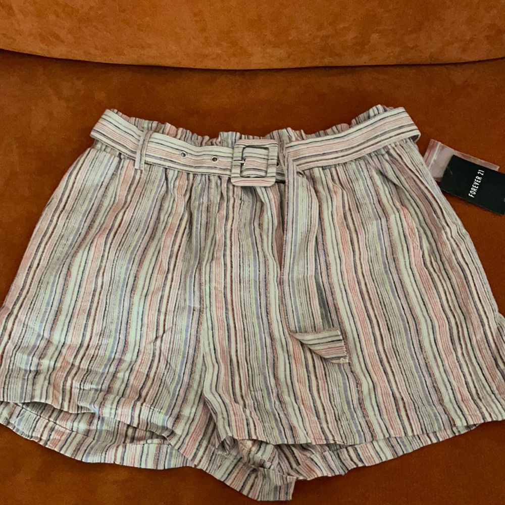 Striped forever 21 shorts! Pink!